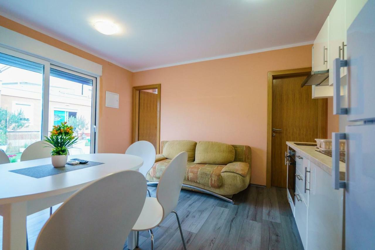 Apartmani Stobrec 스플리트 외부 사진
